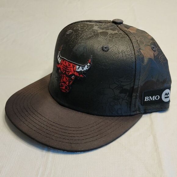Chicago Bulls Hat - Picture 2 of 11
